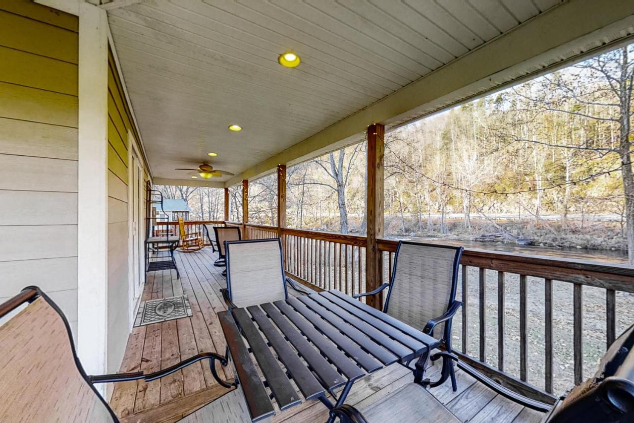 Villa Full Stream Ahead Whittier Exterior foto