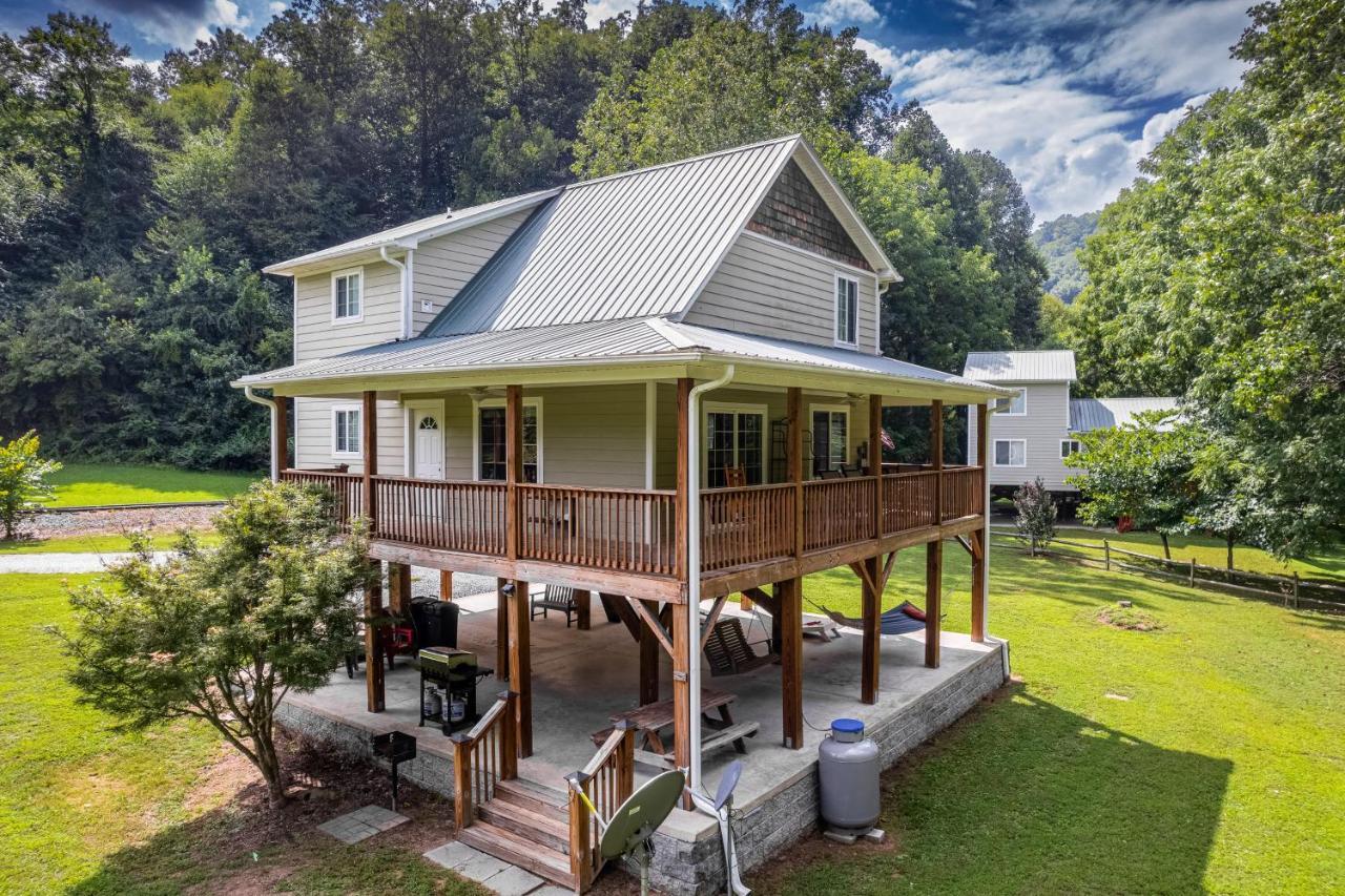 Villa Full Stream Ahead Whittier Exterior foto